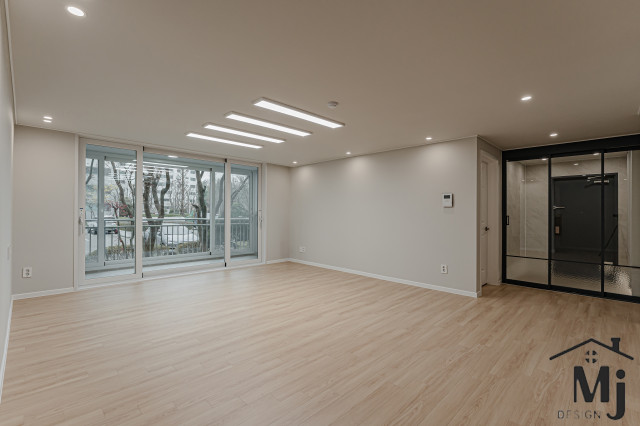 /user/m/mjdesign1837/editor/2404/4b4ab10c8ed4aa063474f0ccc052ecd3_1713343937_6386.jpg 이미지크게보기