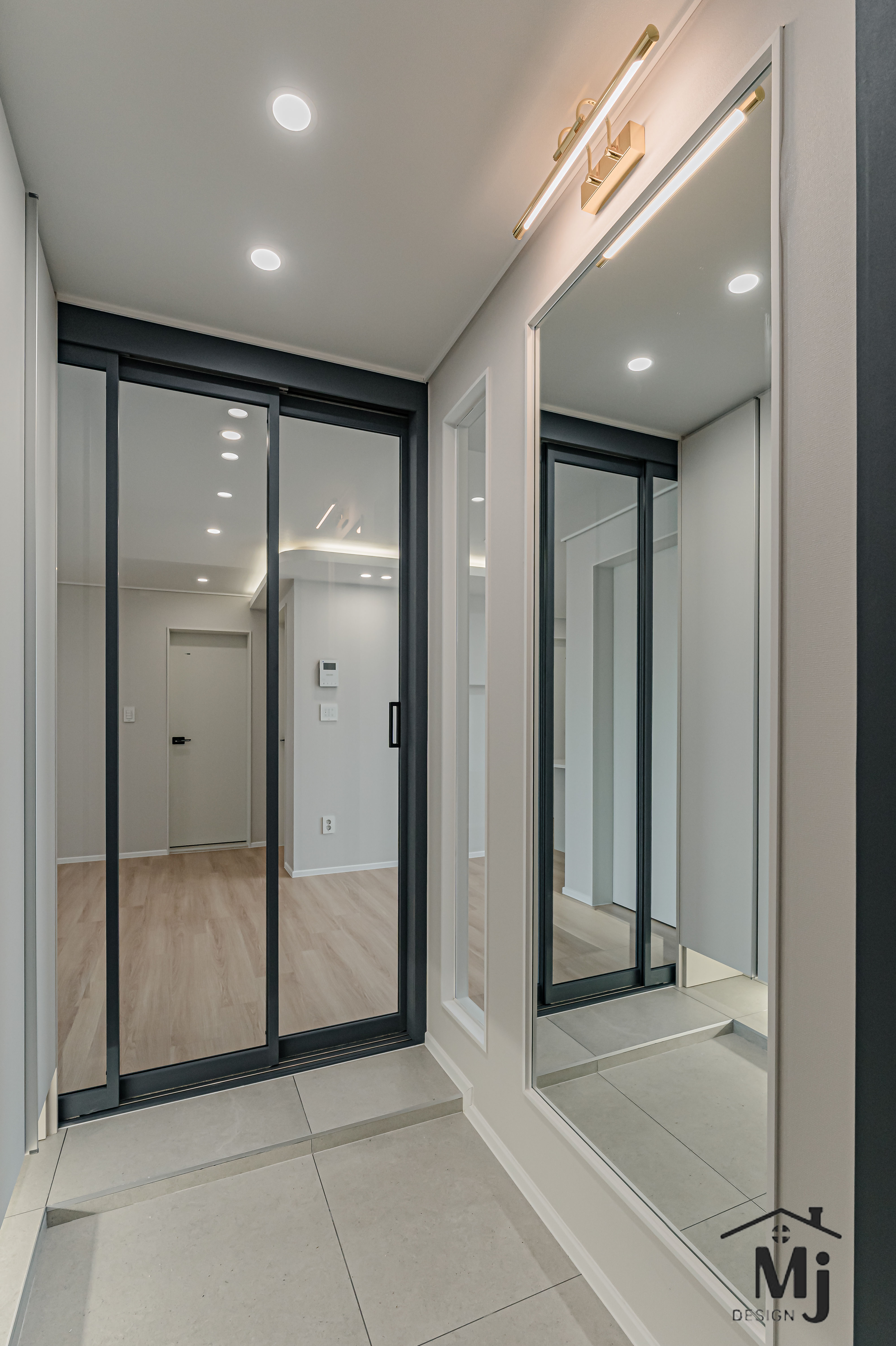 /user/m/mjdesign1837/editor/2404/574483b781fba63aaf377c85b8563000_1712564769_3742.jpg 이미지크게보기