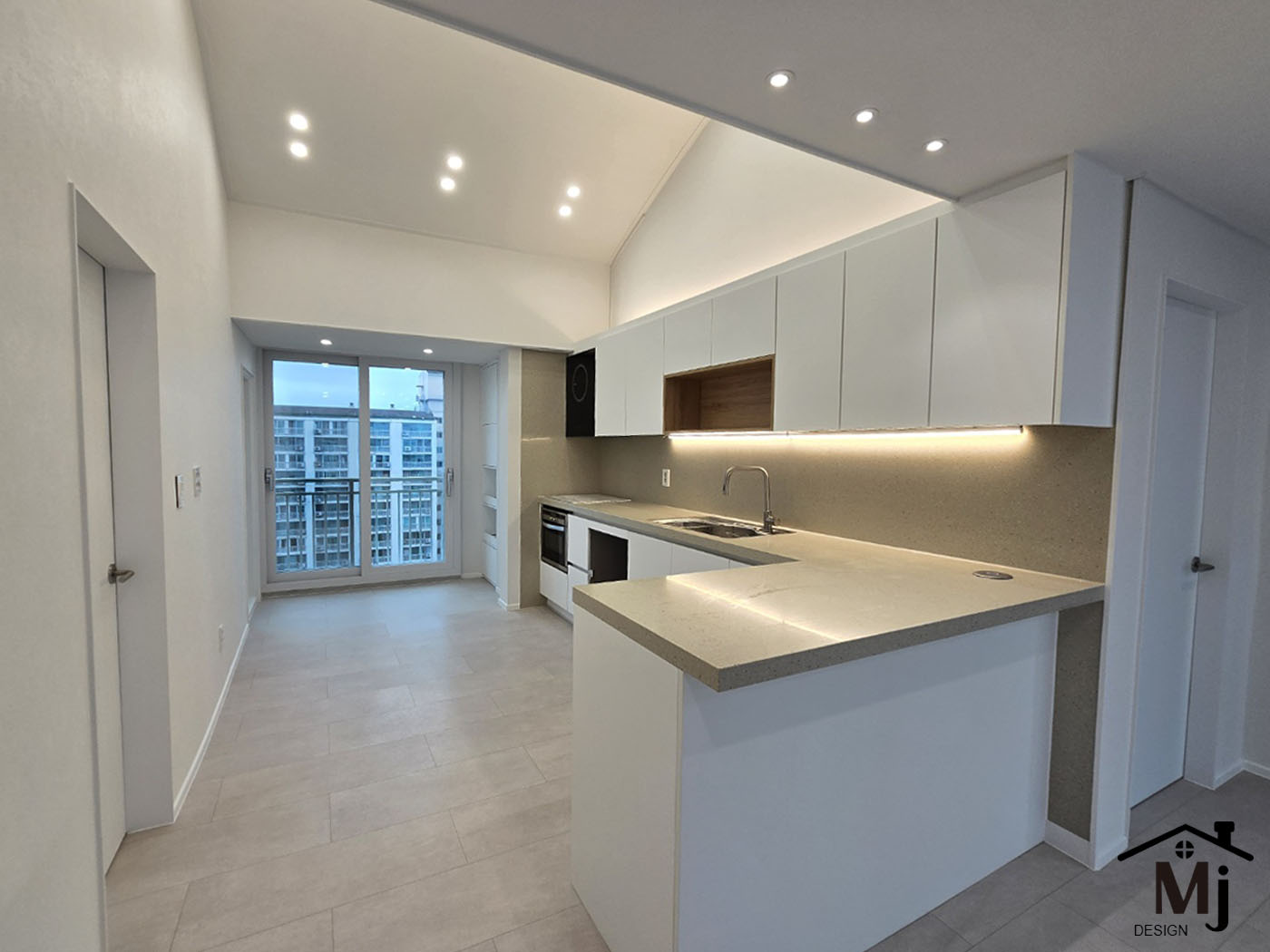 /user/m/mjdesign1837/editor/2408/564830d8a308972e960d263449ad7530_1722902912_2825.jpg 이미지크게보기