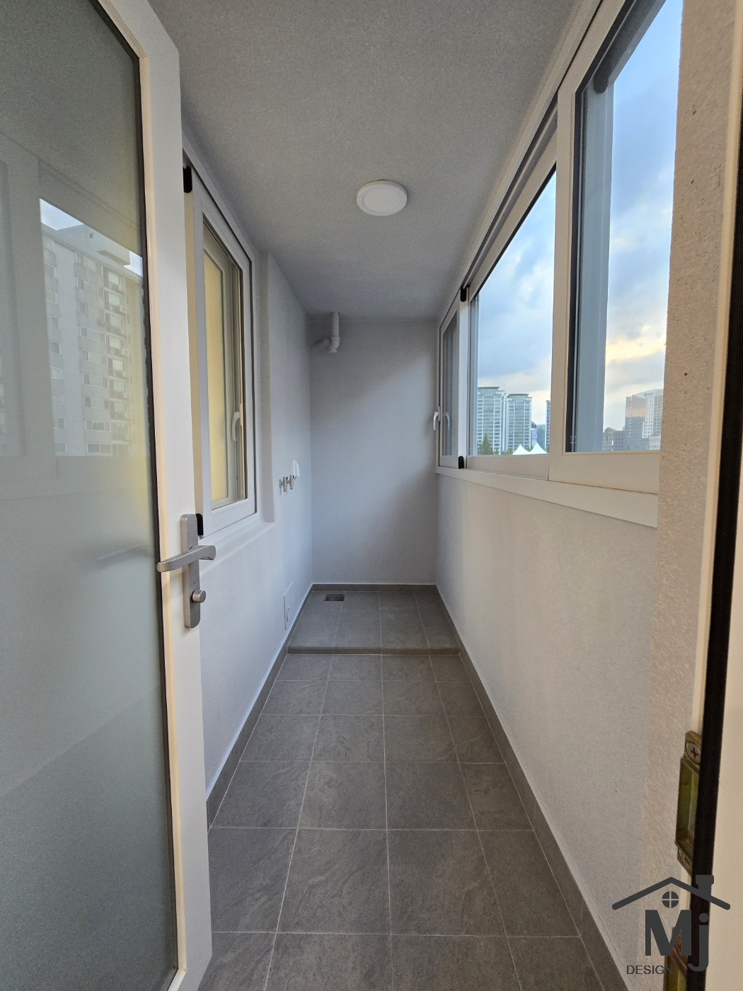 /user/m/mjdesign1837/editor/2409/ac2c70f61e1d25bb524486b063258834_1726194232_1085.jpg 이미지크게보기