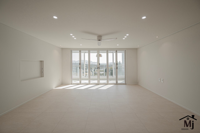 /user/m/mjdesign1837/editor/2410/ee64830726956861654c1939f61d664e_1729751584_1146.jpg 이미지크게보기