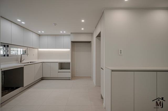 /user/m/mjdesign1837/editor/2410/ee64830726956861654c1939f61d664e_1729751615_2578.jpg 이미지크게보기