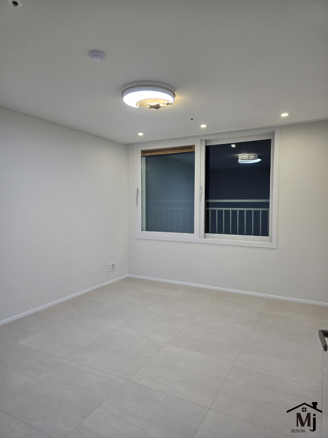 /user/m/mjdesign1837/editor/2412/d727354e99a7af3f5f647df1948a427f_1734333963_1184.jpg 이미지크게보기