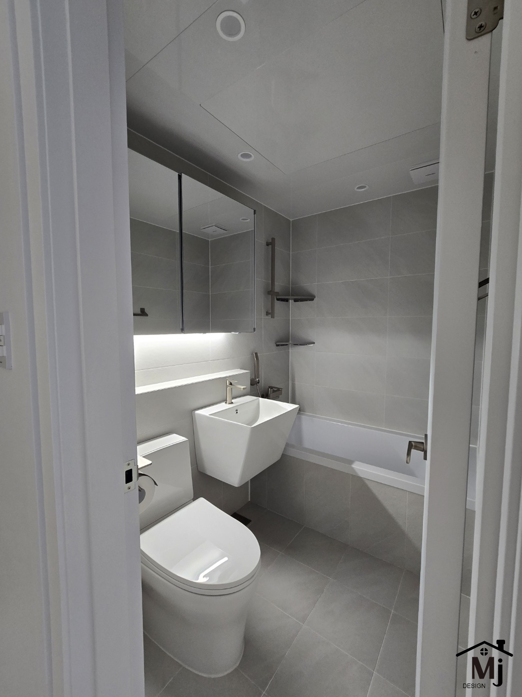 /user/m/mjdesign1837/editor/2412/d727354e99a7af3f5f647df1948a427f_1734333978_2256.jpg 이미지크게보기