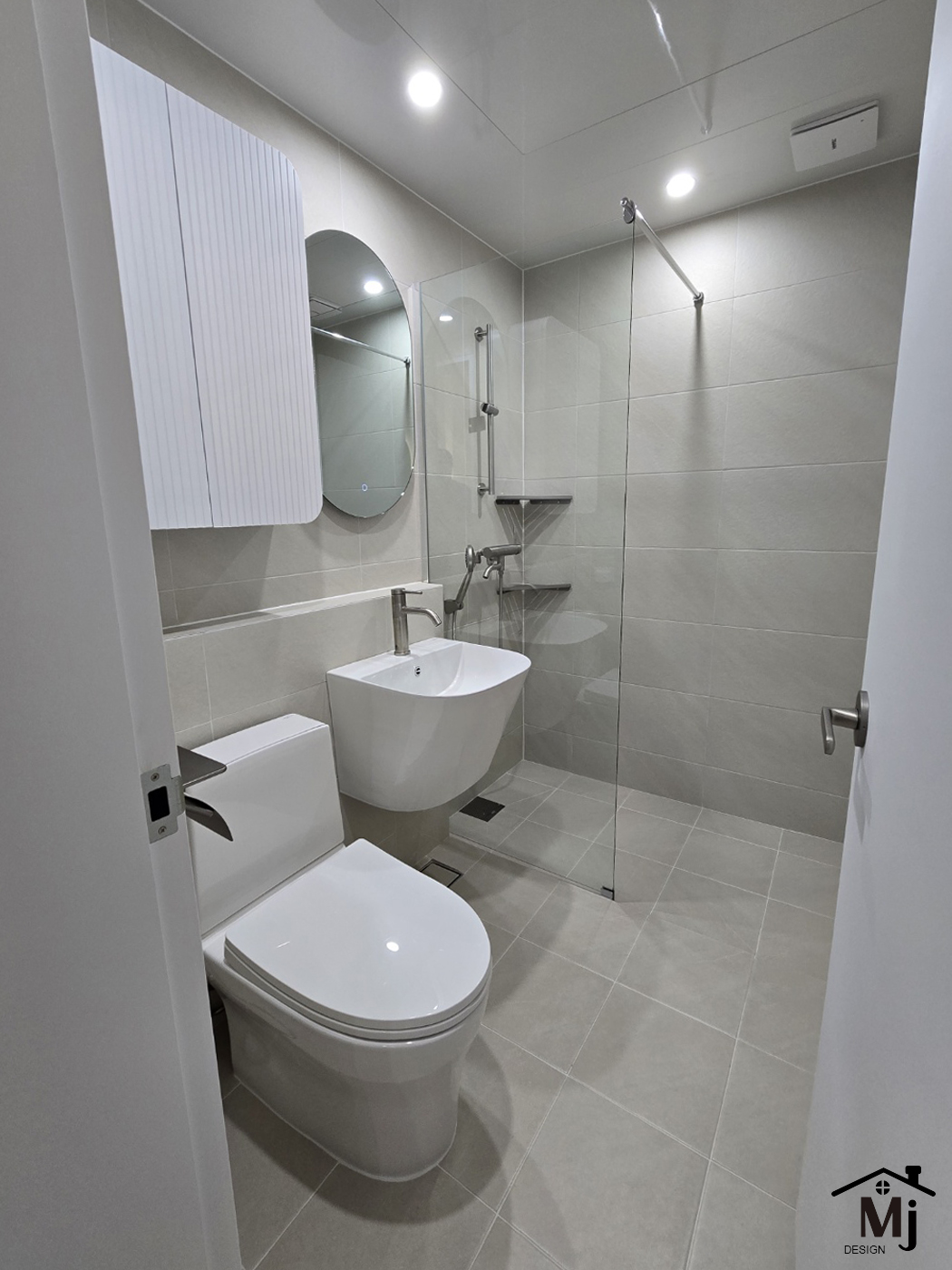 /user/m/mjdesign1837/editor/2412/d727354e99a7af3f5f647df1948a427f_1734333978_4855.jpg 이미지크게보기