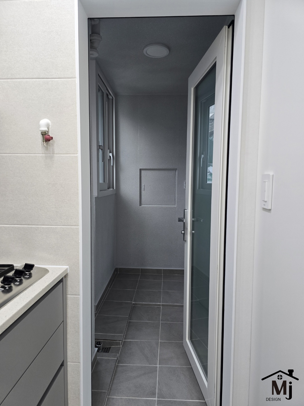 /user/m/mjdesign1837/editor/2412/db84742f527d62bcaadf528a67bf48d2_1733289421_0702.jpg 이미지크게보기