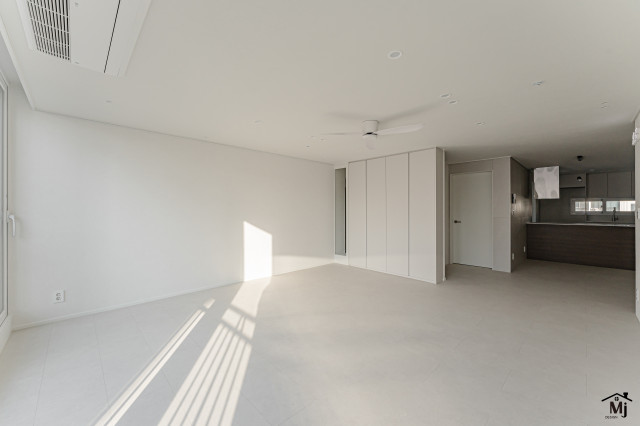 /user/m/mjdesign1837/editor/2501/0bd4920f8feec7fba2d0705aa7a6abc0_1737600438_4836.jpg 이미지크게보기