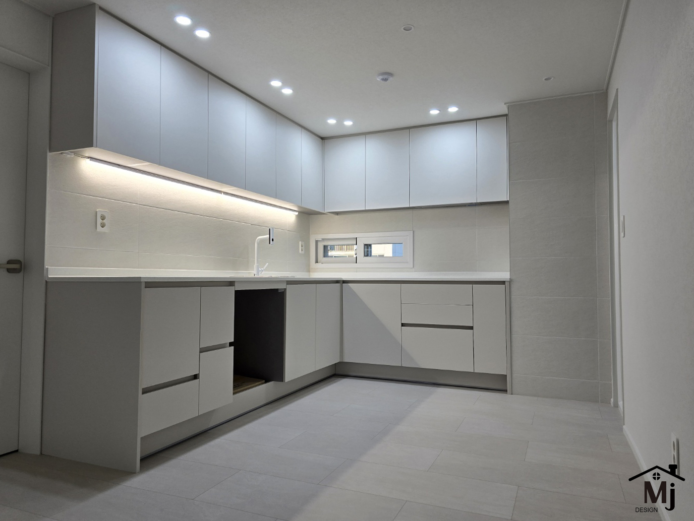 /user/m/mjdesign1837/editor/2501/668e0ba6939671bcd73796b3310b2ac9_1736838655_8368.jpg 이미지크게보기