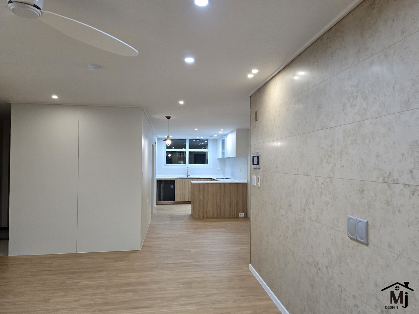 /user/m/mjdesign1837/editor/2502/04b56c41cbf73afad2a25dcff7dba8fc_1738716563_1698.jpg 이미지크게보기