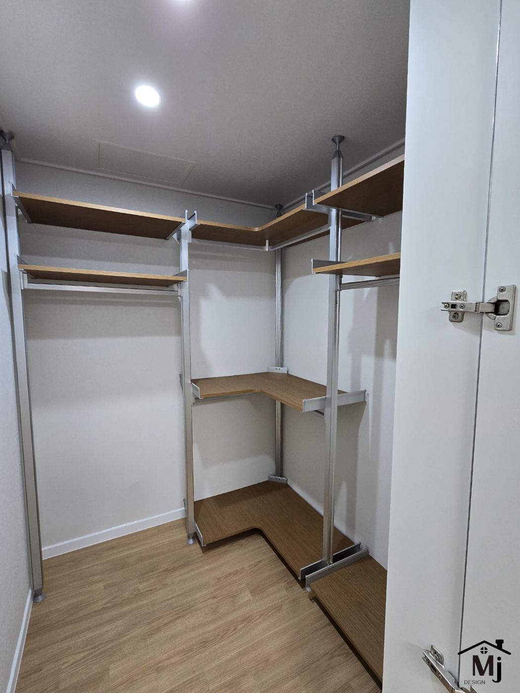 /user/m/mjdesign1837/editor/2502/04b56c41cbf73afad2a25dcff7dba8fc_1738716571_7176.jpg 이미지크게보기