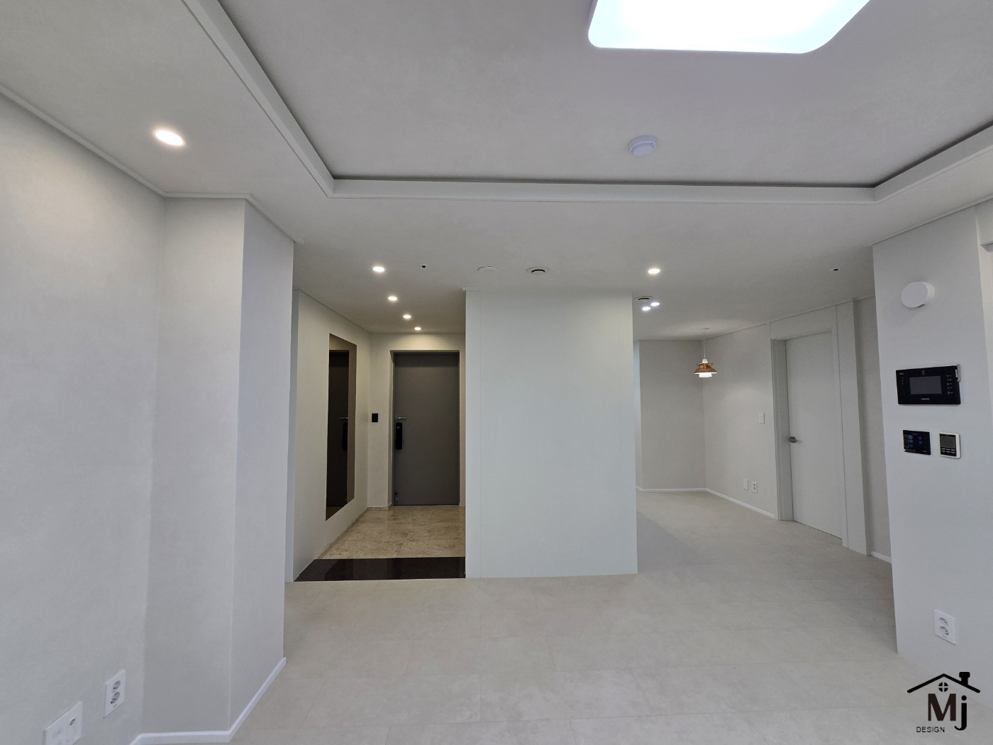 /user/m/mjdesign1837/editor/2502/ff23230a49b2733508b024a275738659_1739859636_377.jpg 이미지크게보기