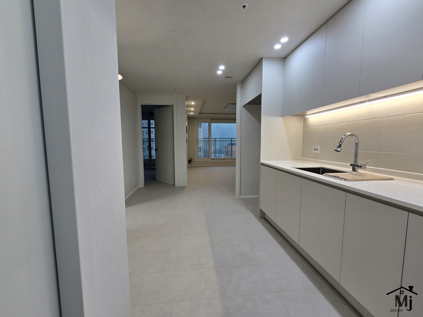 /user/m/mjdesign1837/editor/2502/ff23230a49b2733508b024a275738659_1739859658_1472.jpg 이미지크게보기