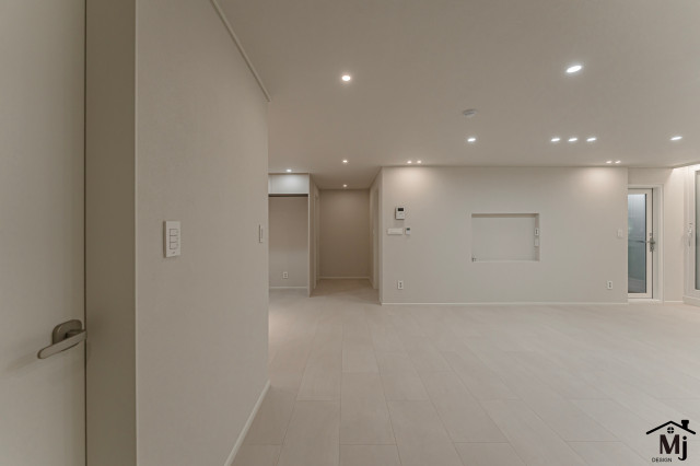 /user/m/mjdesign1837/editor/2507/e26c50a4231bc1215bbbb83b8bb2f1f1_1752904529_523.jpg 이미지크게보기