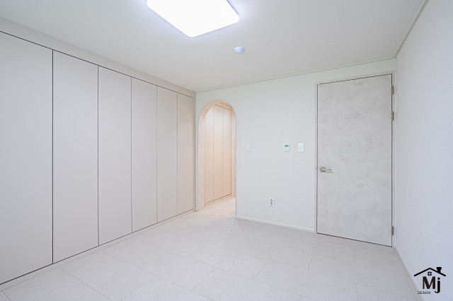 /user/m/mjdesign1837/editor/2510/c192550757ed9d5e62a7b59696622051_1760423806_4675.jpg 이미지크게보기