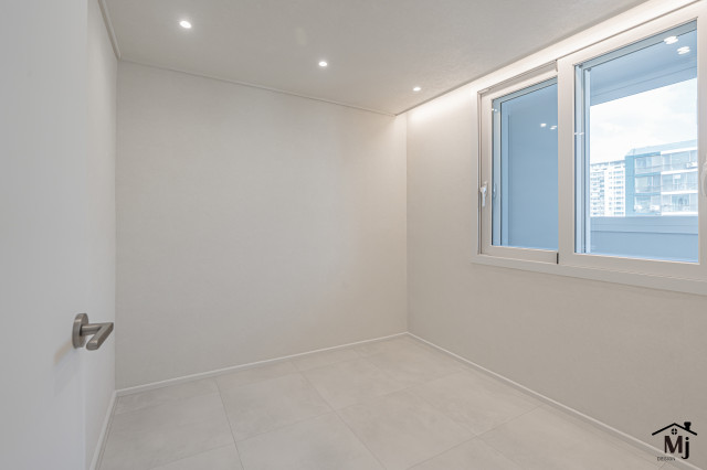 /user/m/mjdesign1837/editor/2511/f13076974aaa0d746eada36ab5c4ab83_1763532492_154.jpg 이미지크게보기