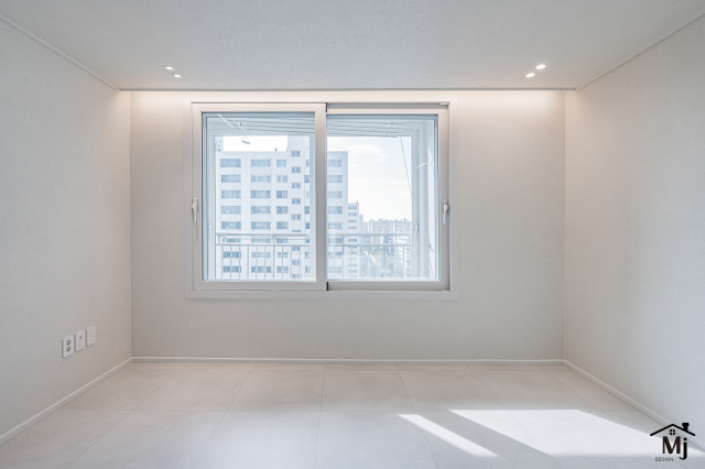 /user/m/mjdesign1837/editor/2511/f13076974aaa0d746eada36ab5c4ab83_1763532492_3582.jpg 이미지크게보기